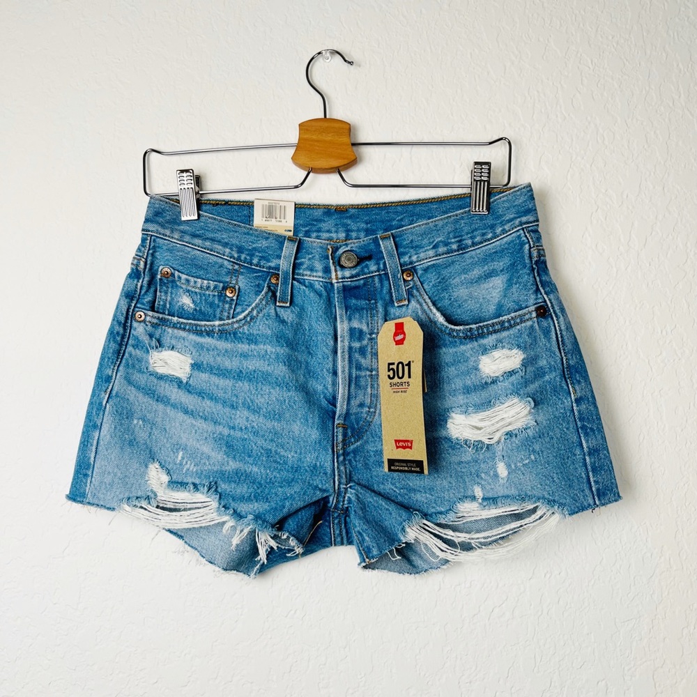 NEW Levi’s Premium 501 High Rise Distressed Shorts - Picture 2 of 12